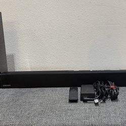 Samsung Soundbar with Wireless Subwoofer
