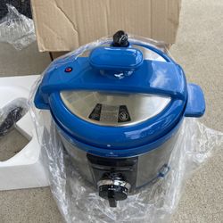 Pressure Cooker ( Brand New)