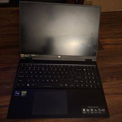 PREDATOR HELIOS 16 GAMING LAPTOP 