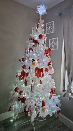 Xmas Tree/Ornaments