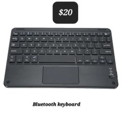 Keyboard With Mouse pad 