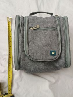 PAVILIA 100% POLYESTER HAND SIZE TOTE CARRY BAG