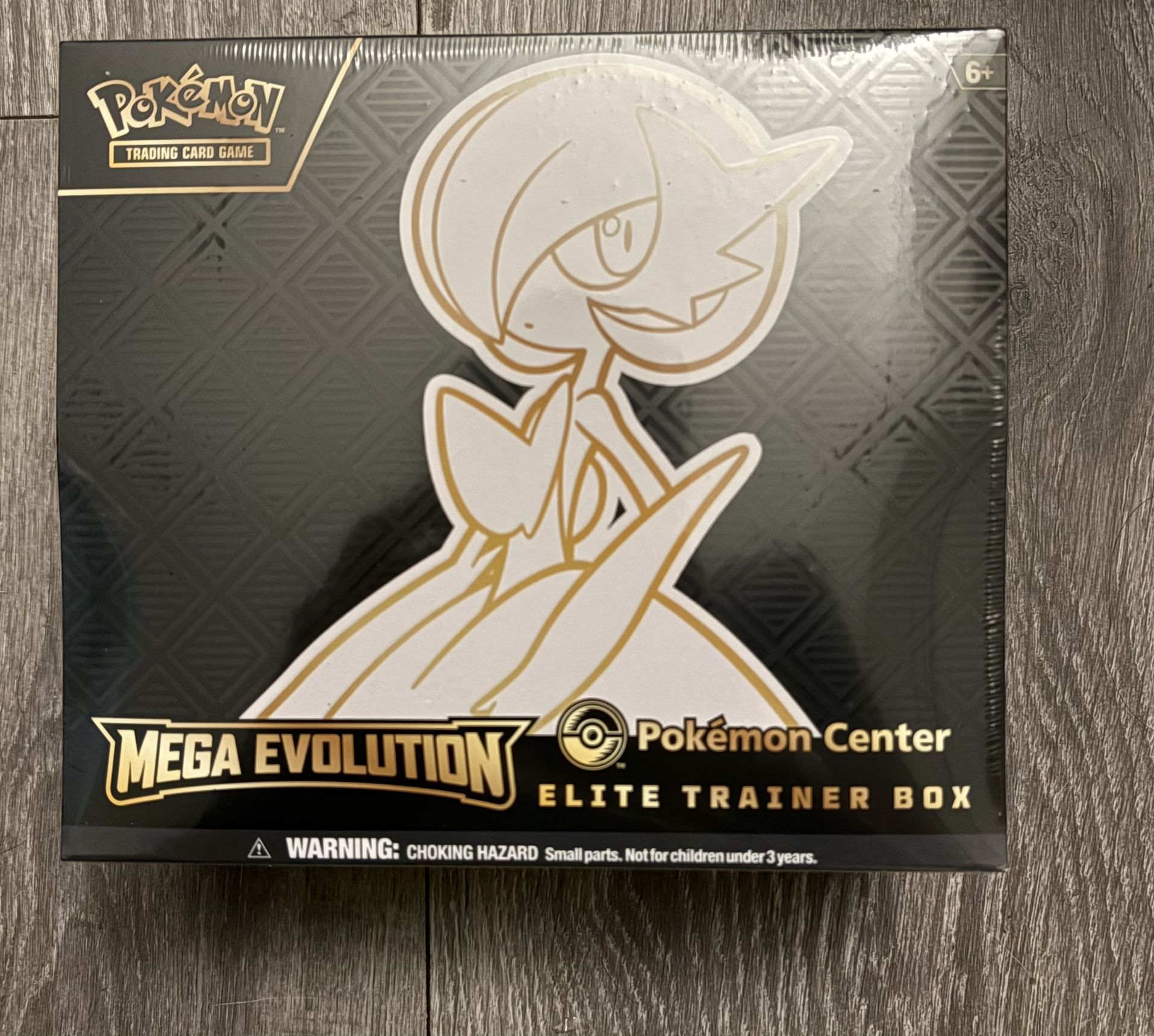 Pokemon Center ETB Mega Evolution Gardevoir