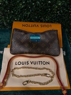 Louis Vuitton Liv Pochette in Monogram canvas