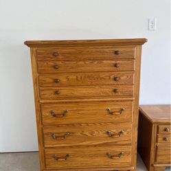 Thomasville Wood Bedroom Furniture