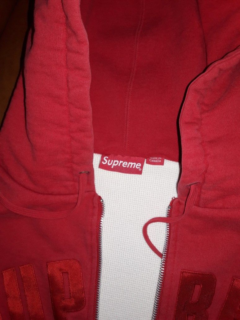 ** MEN'S RED SUPREME THERMAL ZIP HOODIE JACKET / RN 101837/ SIZE L