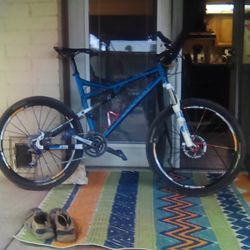 Titus Racer X Large