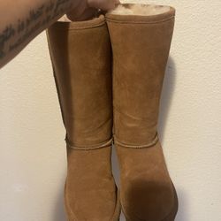 Bearpaw Brown Boots 