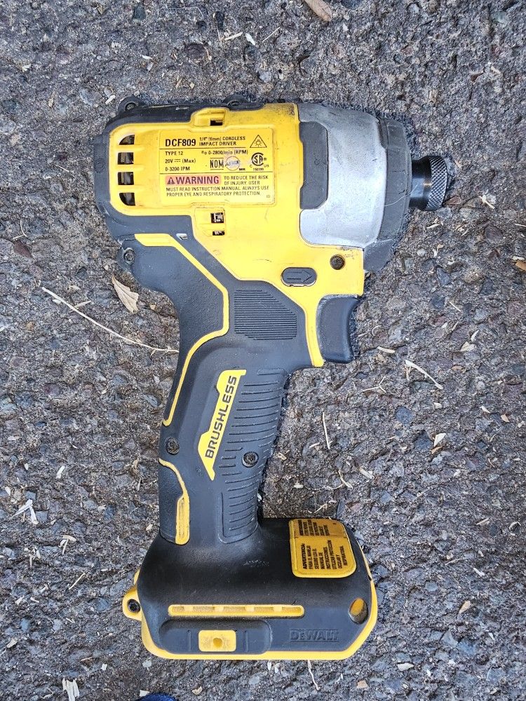 Dewault 1/4 Impact (Tool Only)