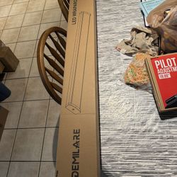 4ft LED Wraparound Light, 60W/50W/40W Selectable, 6600LM 5000K Daylight, Linkable LED Shop Light, High Efficacy 110LM/W, ETL Listed Linear Fixture, 1 