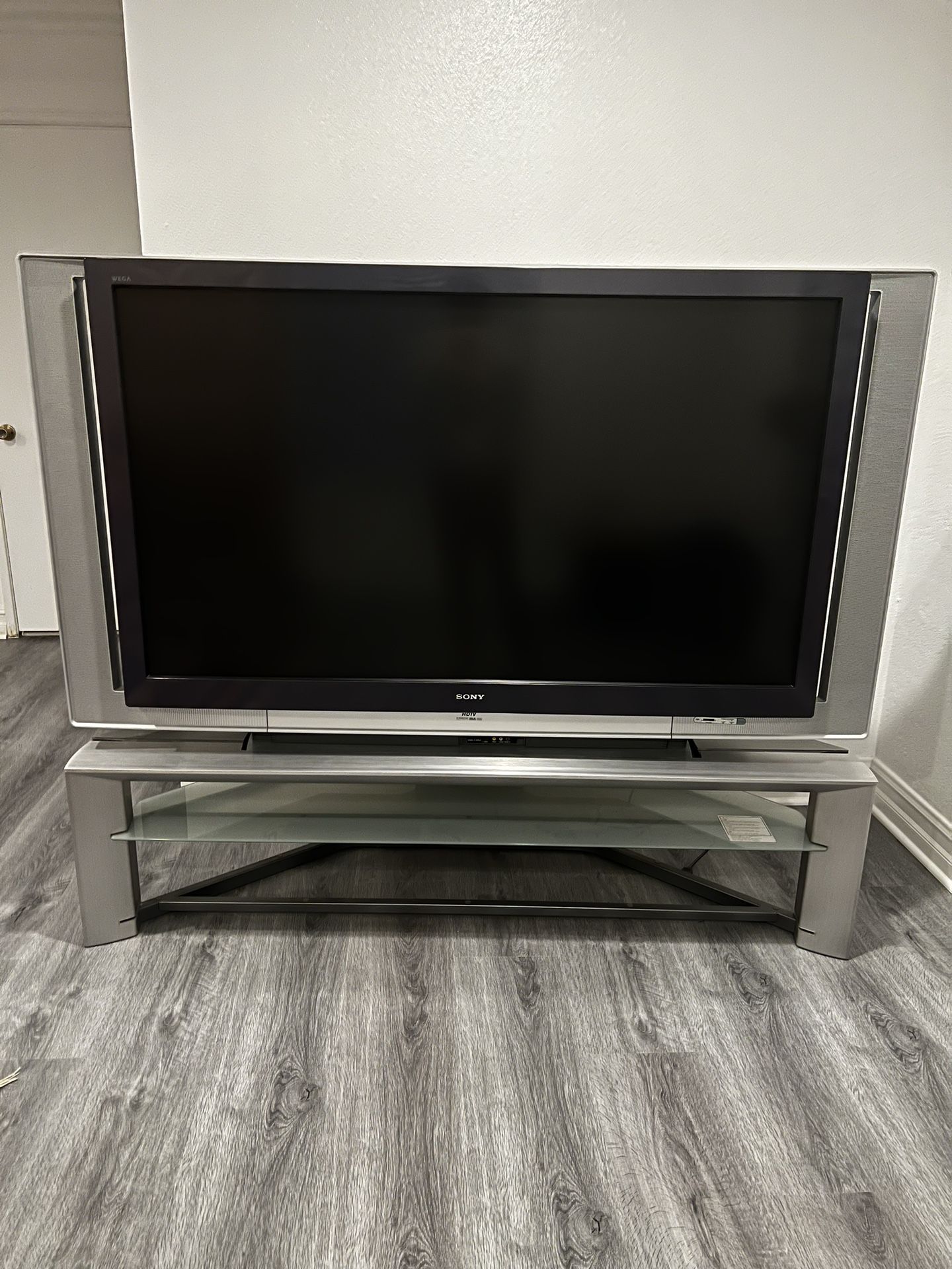 Sony KDF 60XS955 60” Grand Wega HD LCD TV