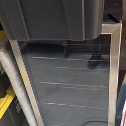 Glass Door Mini Fridge / Beverage Cooler