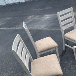    4 Dinner Chairs 