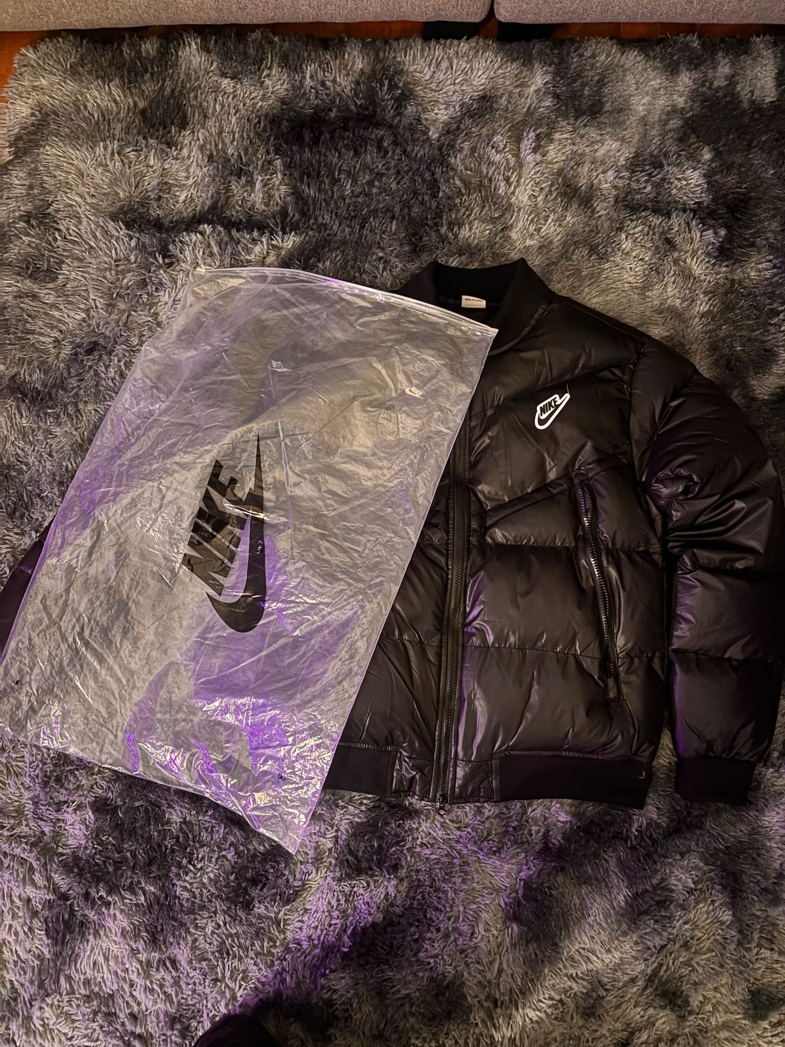✔️ NIKE BLACK PUFFER JACKET (NEW WITH TAGS) PICKUP TODAY ‼️