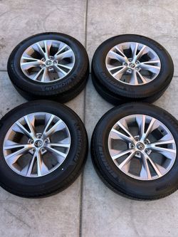 Set of Toyota Highlander 18in wheels 5x114.3 (5x4.5) Tires 235/65r18 fit Sienna RAV4 Lexus etc
