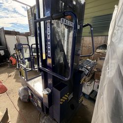 Ballymore vertical mast lift