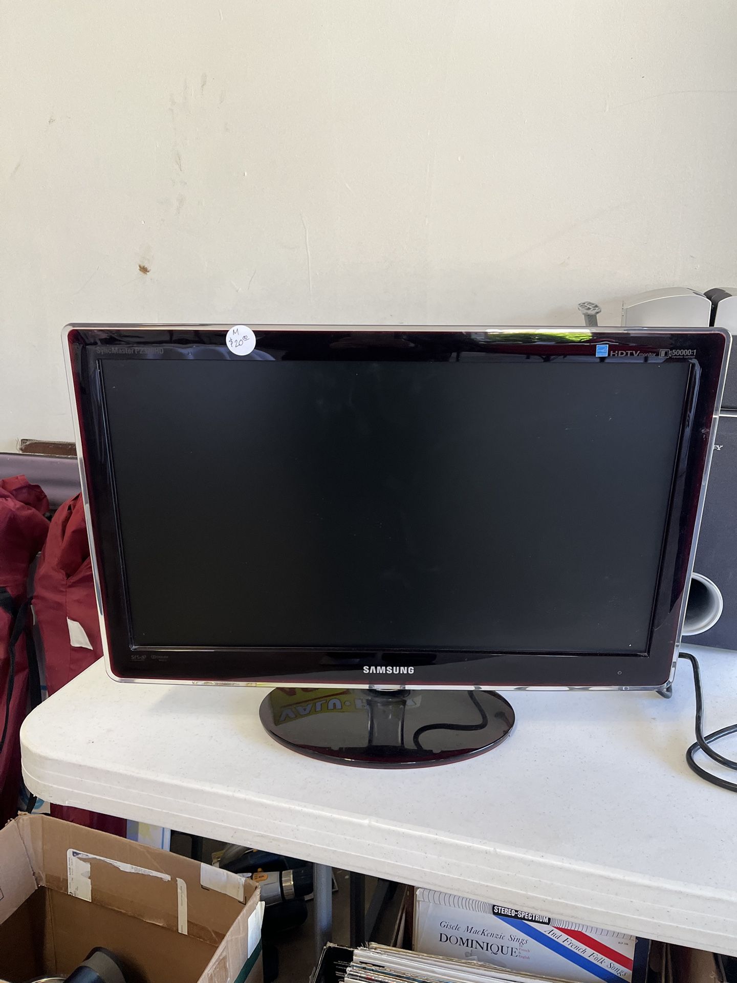 Samsung TV 23”