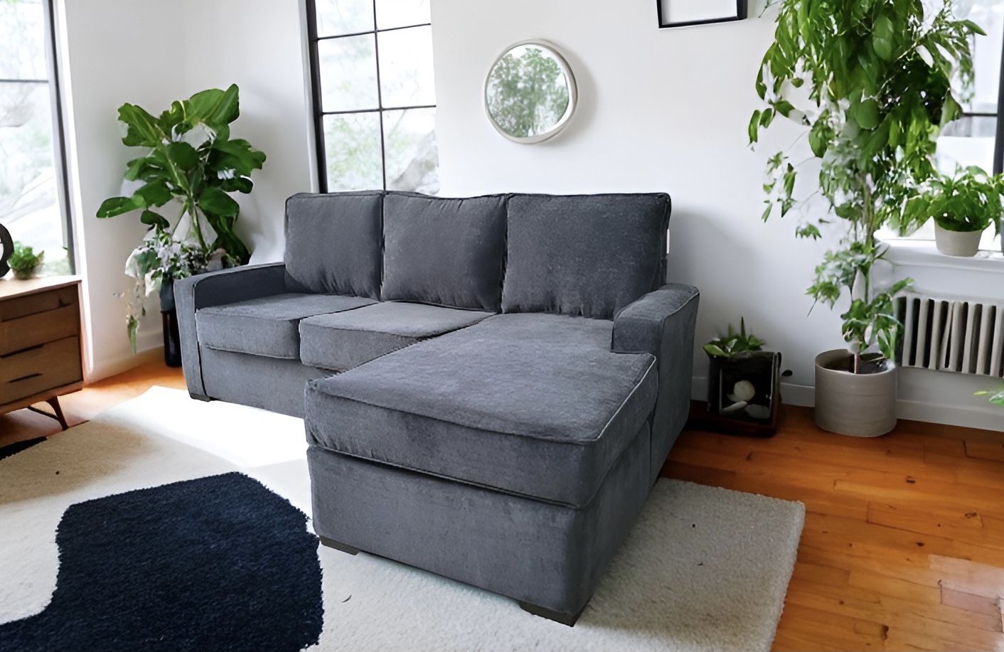 Couch Sectional New