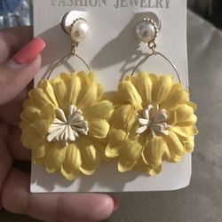 Falls Colors Earrings Beautiful One New In Bag 