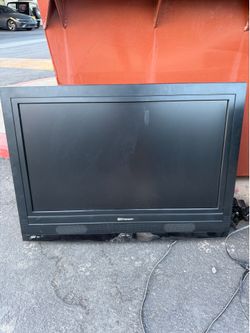 2 FREE wallmount televisions