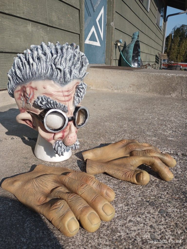 Mask With Hands