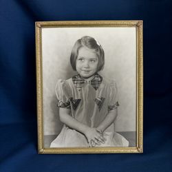 Vintage Metal 8X10 Picture Frame 