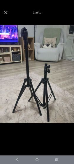 Speaker stands
