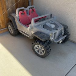 Fisher-Price Power Wheels Pre-Assembled Jeep Hurricane Extreme 2