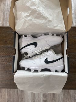 Jordan 1 Low Youth Football Cleats - Size 5Y