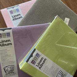 Scrapbooking (albums, stickers, books)