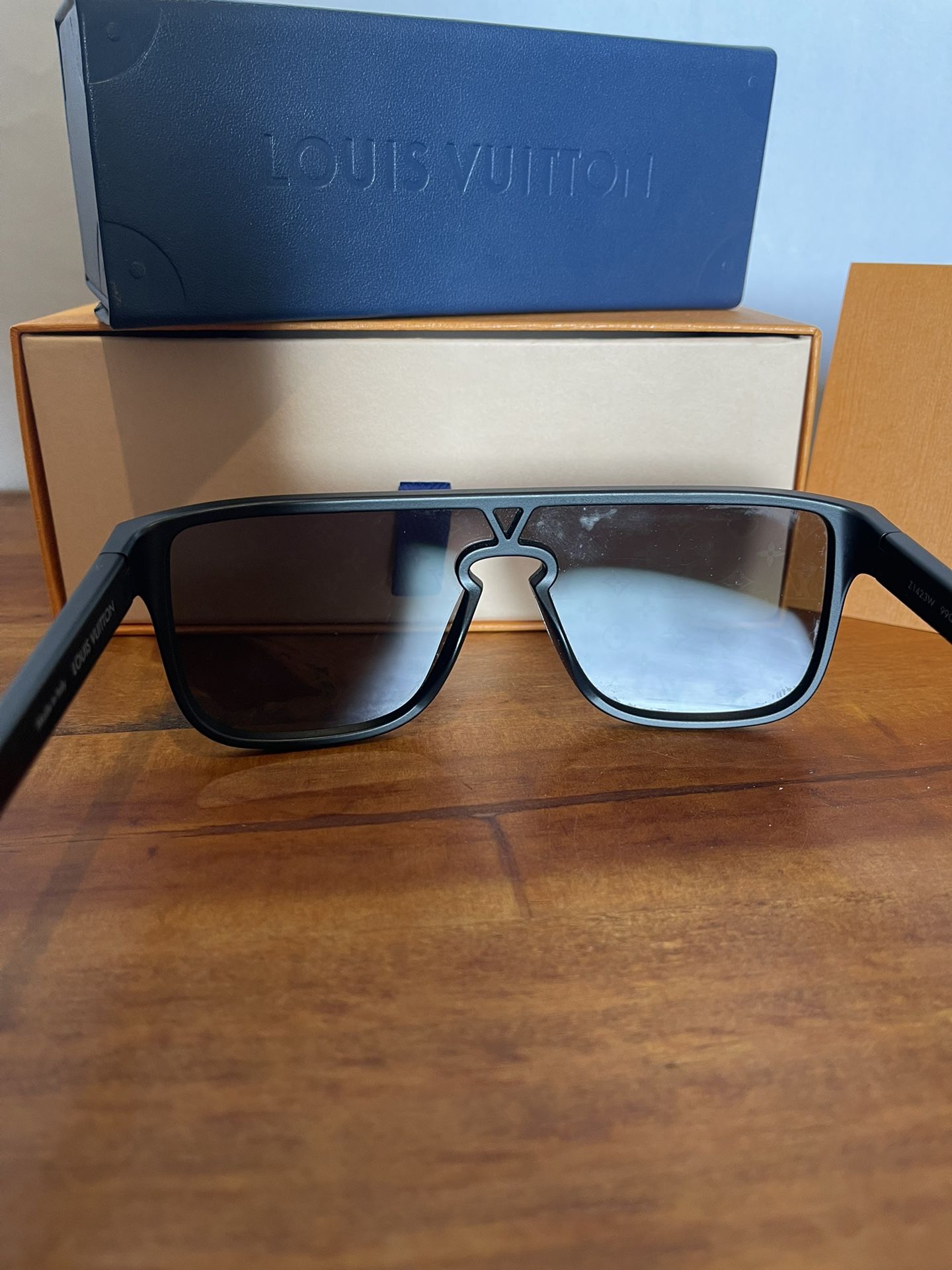 Louis Vuitton Rainbow Square Sunglasses for Sale in Johnstown, CO