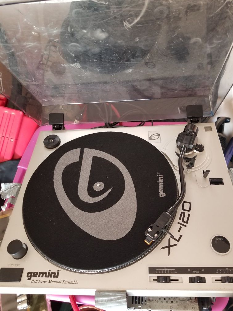 Gemini XL-120 Belt Drive Turntable