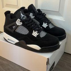 Jordan 4 White Thunder 