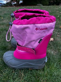 Columbia Kids Snow Boots - Size 4