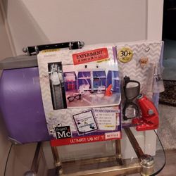 Brand New Ultimate Lab Kit Project Mc2 Deluxe Kit With Case. 30 PCs..Age 6+