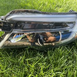 2016-2022 Honda Pilot Ex-L Model Left Headlight OEM
