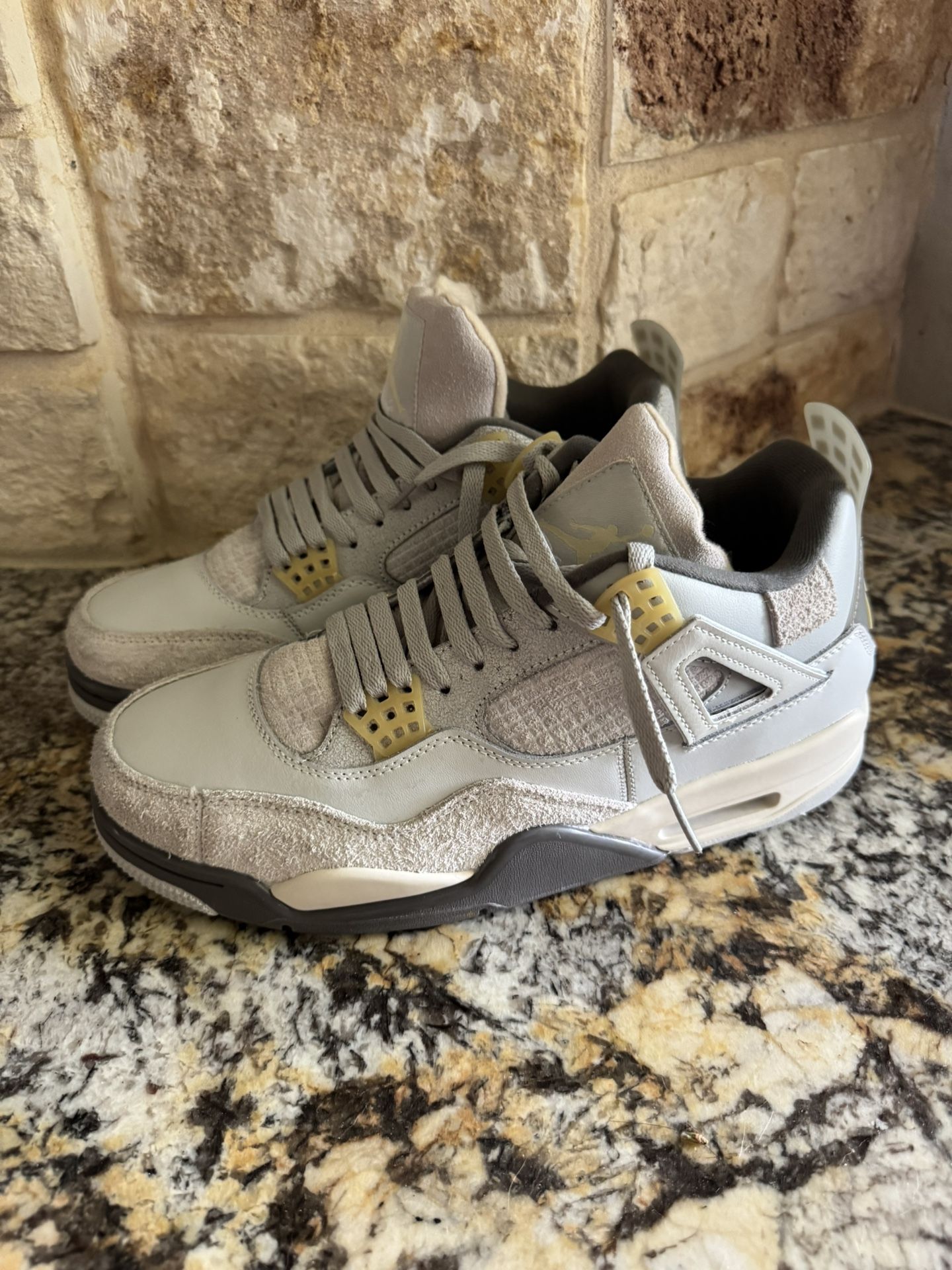 Jordan 4 Photon Dust Men’s 11