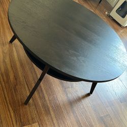 Round Coffee Table 