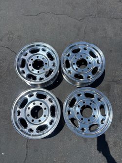 16” gmc silverado sierra 8 lug truck wheels Polish 16 inch rims 8 lug gmc truck