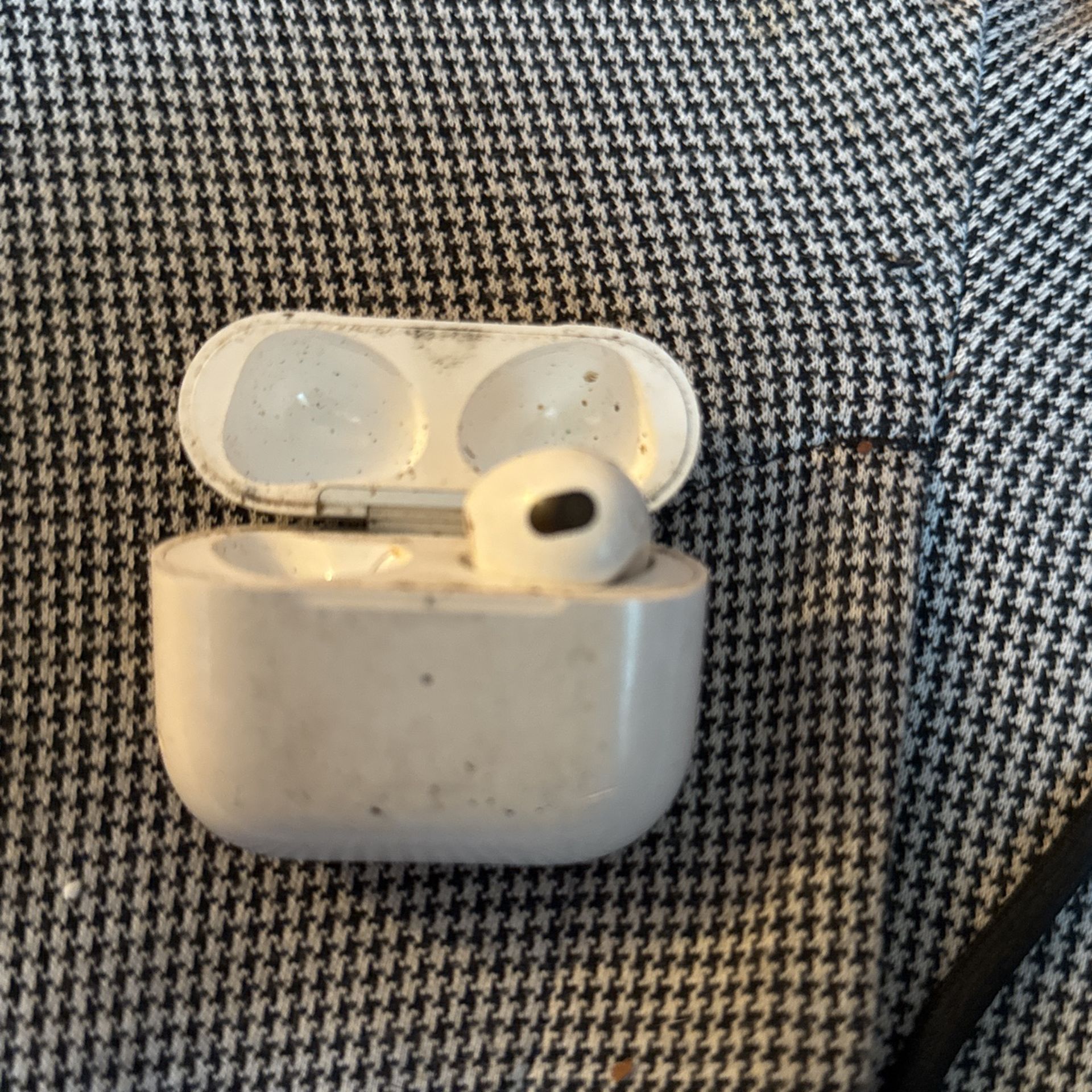 AirPods 2nd Gen