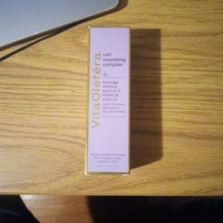 The VitaOleféra Cell Nourishing Complex (50 ml / 1.69 fl oz) is an anti-aging facial oil featuring moringa and hibiscus seed oils. 