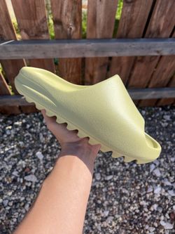Adidas Yeezy Slide Resin (Size 10)
