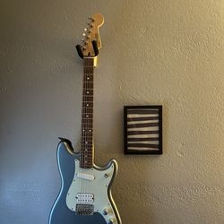 BLACK FRIDAY SALE!!!Fender Duo Sonic Ice Metallic Blue 