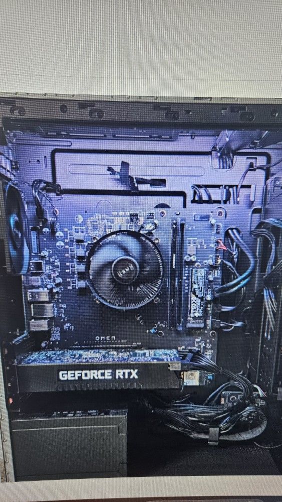 HP OMEN 25L / AMD RYZEN 5 3500 / 3.6 GHZ / 8G / 256G With 2060 S GRAPHIC CARD