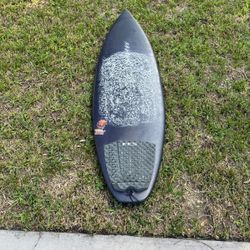 5’7” Epoxy Carbon Wrapped Surfboard