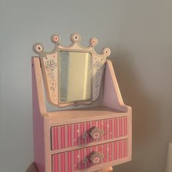 Mini Dresser 