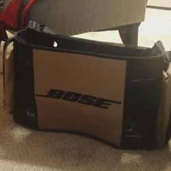 Bose Radio And Carrying Case 