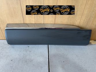 2020 2021 2022 2023 2024 2025 Lincoln Aviator Driver Side Left Side Rear Door Molding