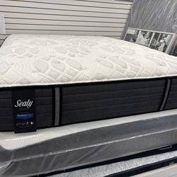 SEALY Posturepedic QUEEN SIZE $399 