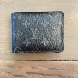 Men’s Louis Vuitton Multiple Wallet